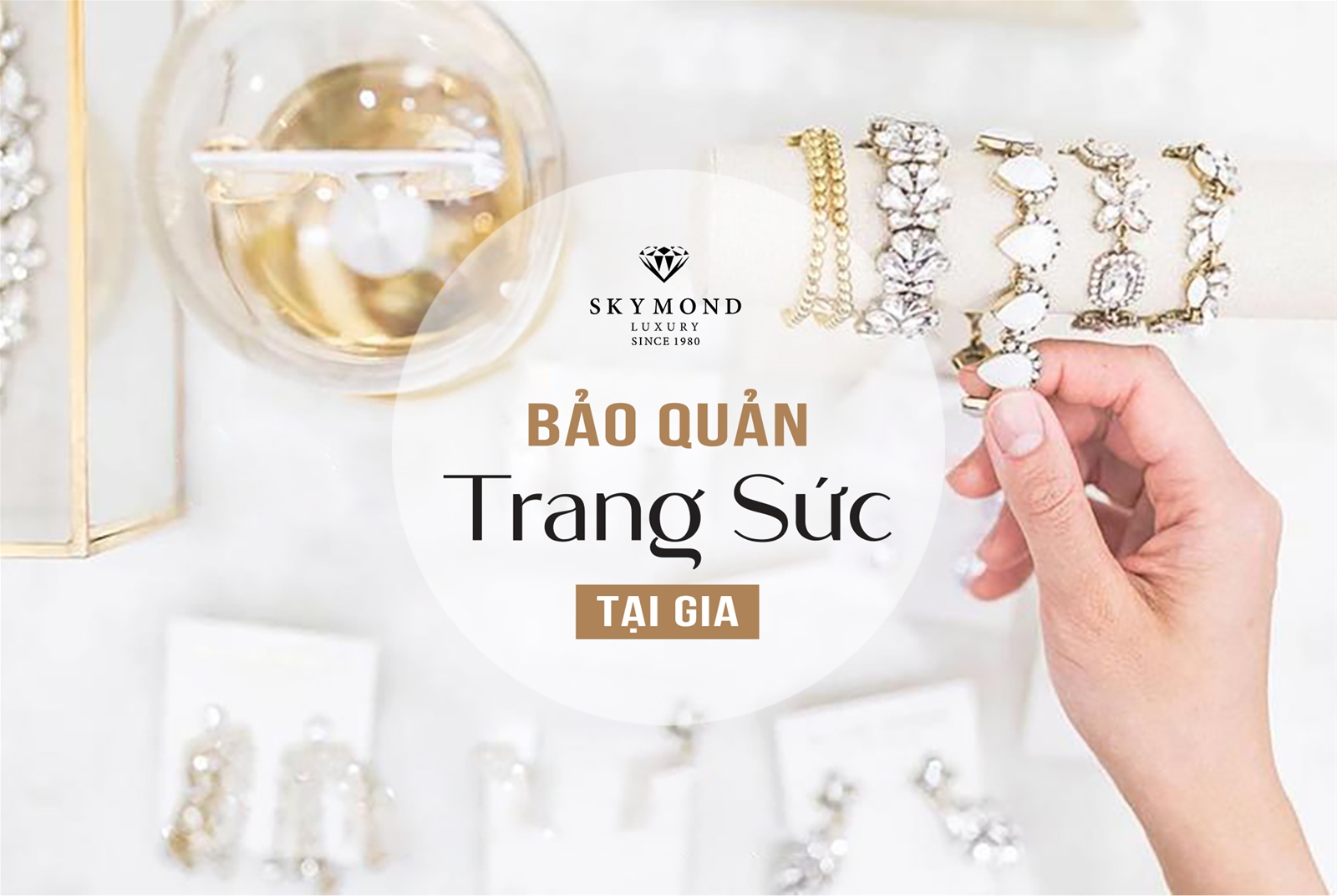 Muôn kiểu bảo quản trang sức PLATIN luôn sáng đẹp