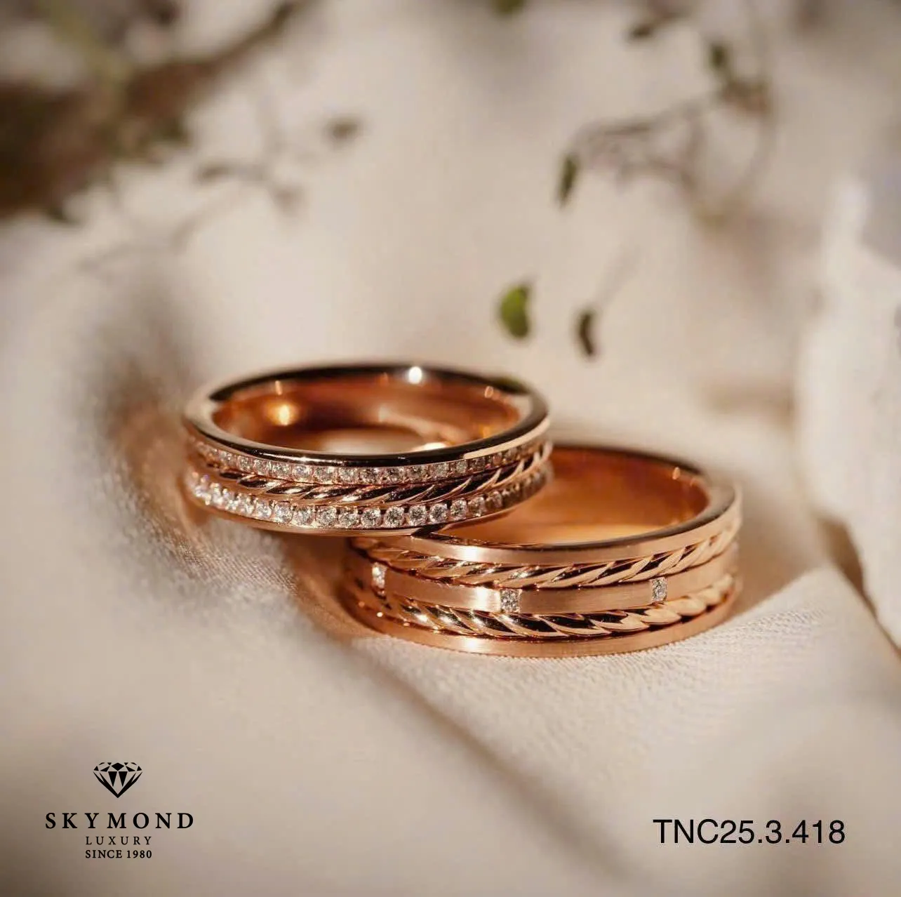 Nhẫn Cưới Vàng Trắng và Vàng Vàng: Các Cặp Đôi Nên Chọn Cho Ngày Trọng Đại?