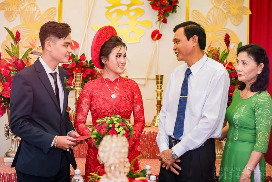 Lễ Thành Hôn Từ A-Z: Trình Tự Nghi Thức, Phong Tục & Bí Quyết Để Ngày Cưới Hoàn Hảo!