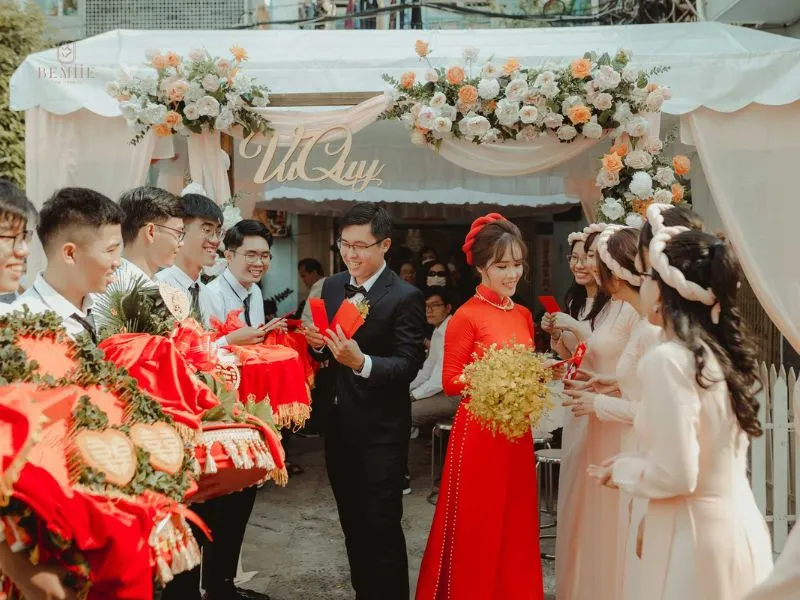 Hỏi Cưới Cần Bao Nhiêu Tiền? Dự Trù Chi Phí, Tiết Kiệm Chi Tiết Lễ Dạm Ngõ và Ăn Hỏi Chu Đáo