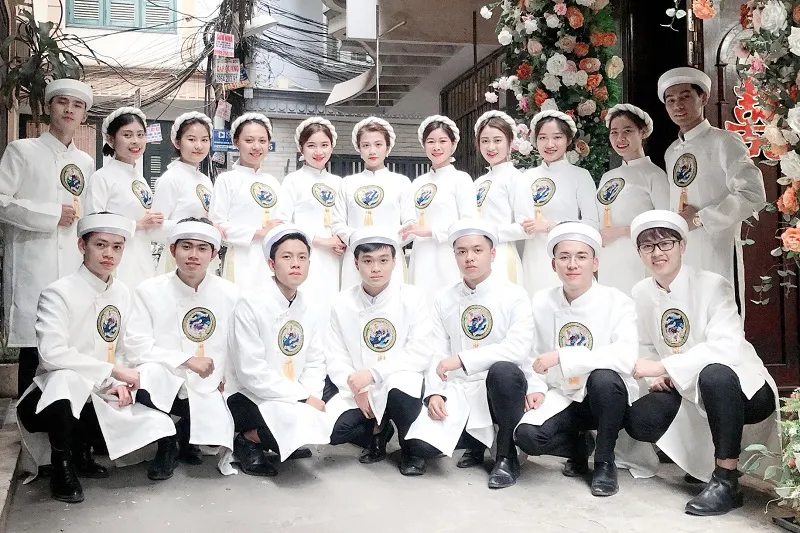đội bê tráp