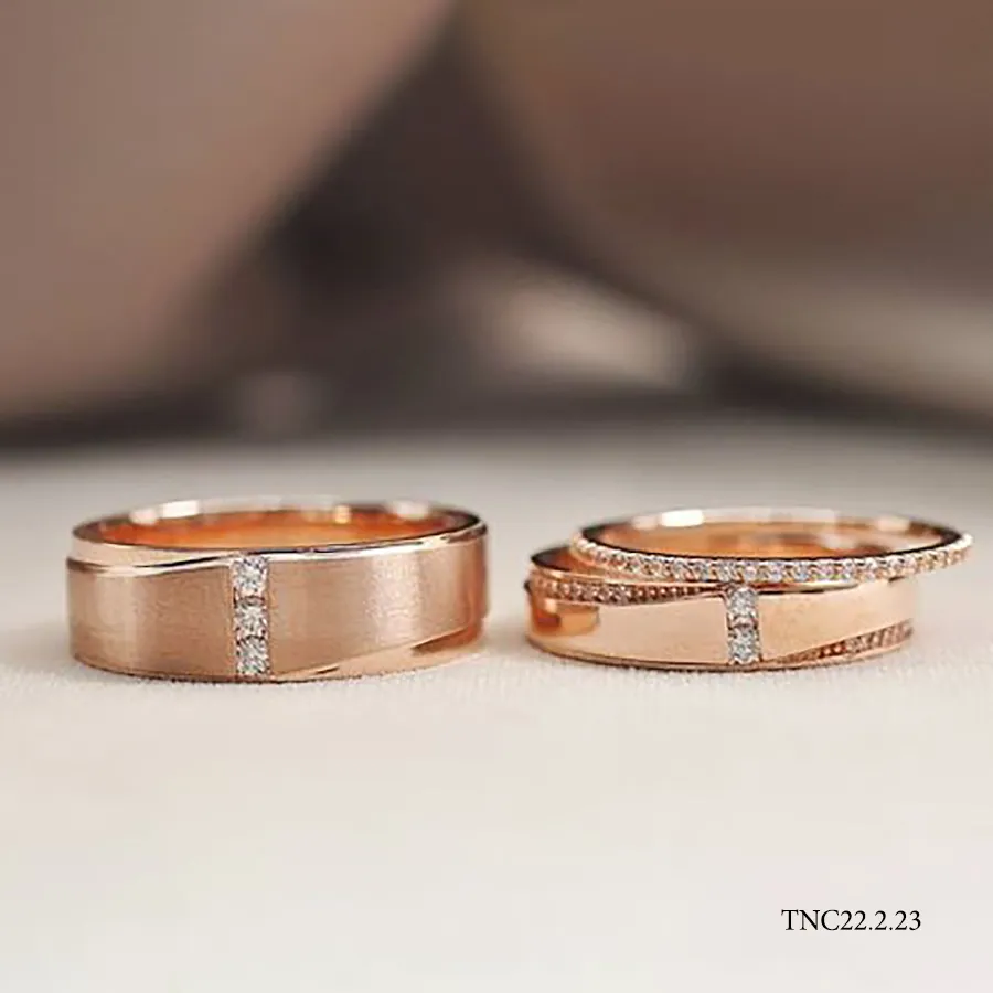 Nhẫn Cưới DIY: Tạo Nên Dấu Ấn Riêng Cùng Người Ấy (Ý Tưởng Khắc Tên/Thiết Kế Riêng)