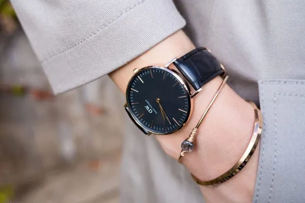 TRANG SỨC BẠC THEO SỰ KIỆN: HƯỚNG DẪN CHỌN PHỤ KIỆN PHÙ HỢP CHO CÔNG SỞ, TIỆC TÙNG VÀ DẠO PHỐ