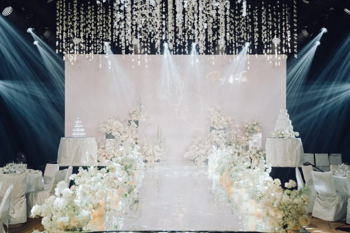 decor tiệc cưới phong cách cổ điển