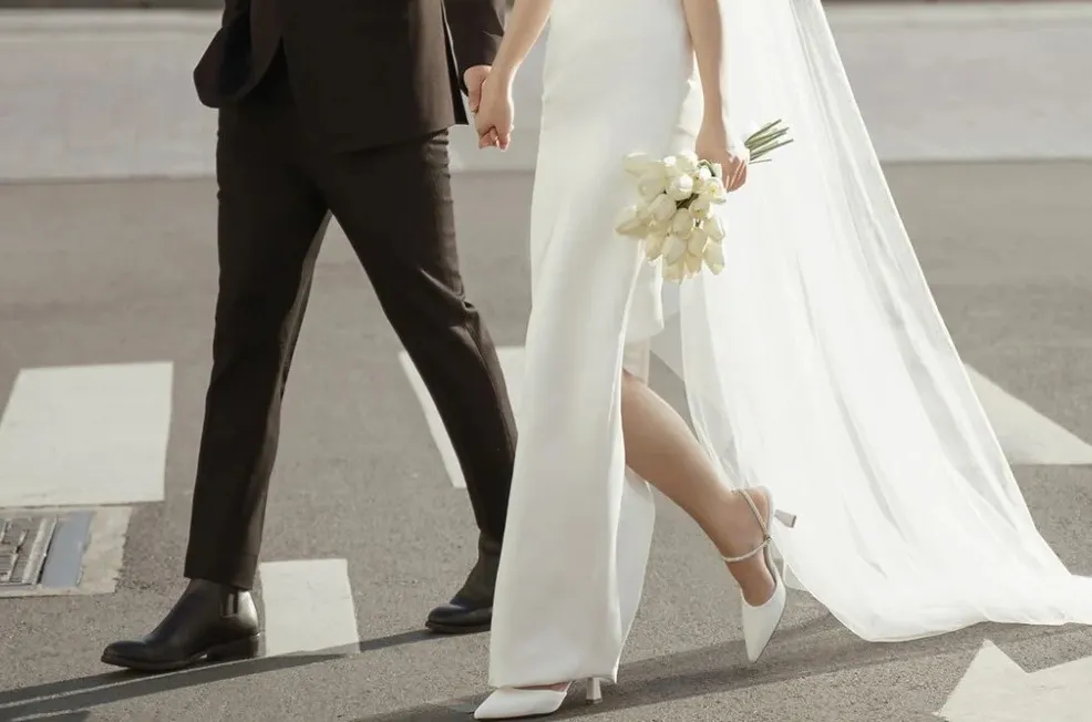 Cách Chọn Giày Cưới: Tiêu Chí Thoải Mái, An Toàn Và Tôn Dáng Cô Dâu Trong Suốt Buổi Lễ