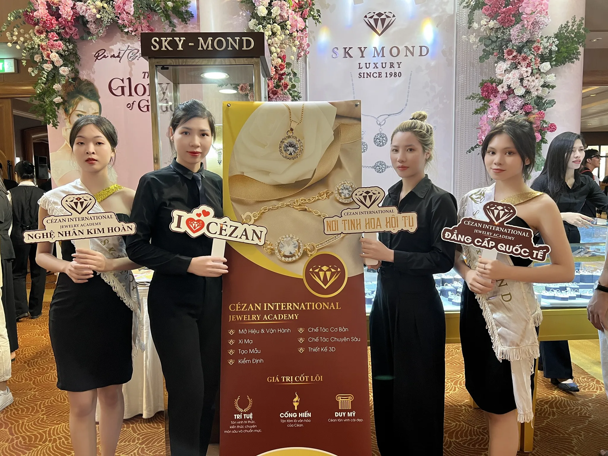 học viện trang sức Cezan