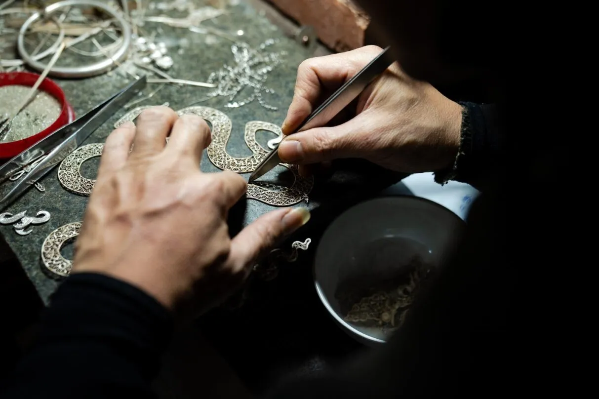 chế t&aacute;c trang sức