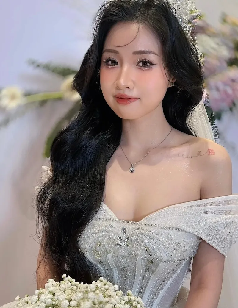 makeup phong cách tự nhiên, trong suốt