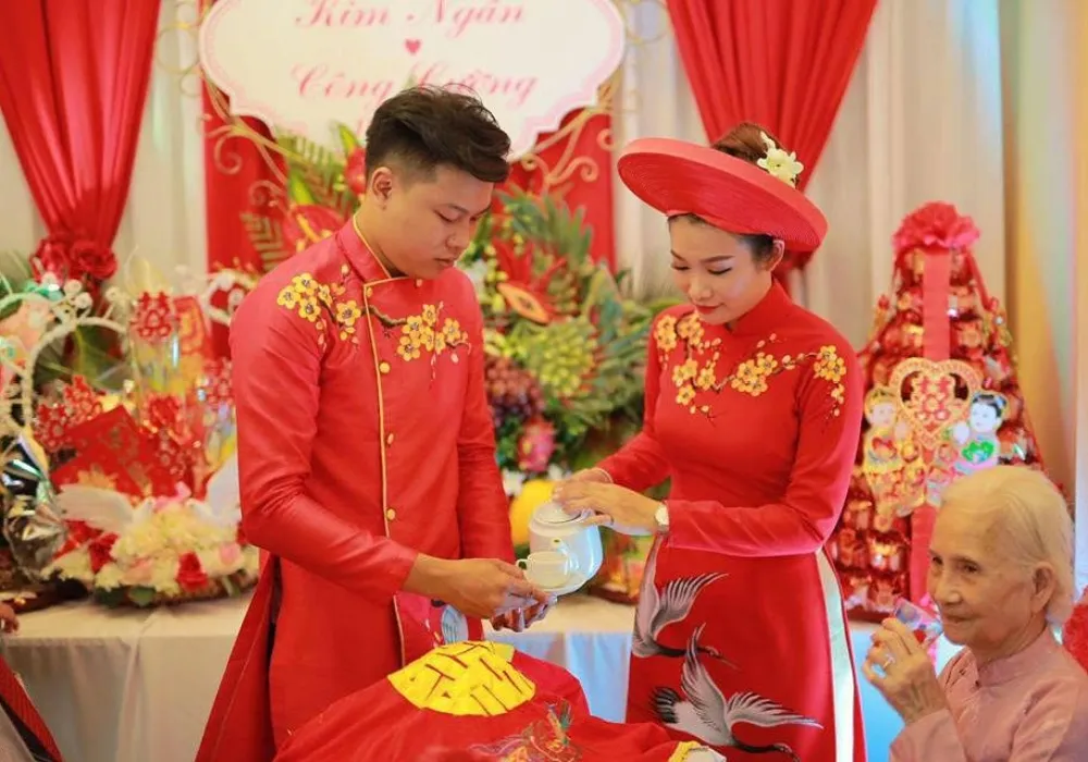 phong cách cưới truyền thống