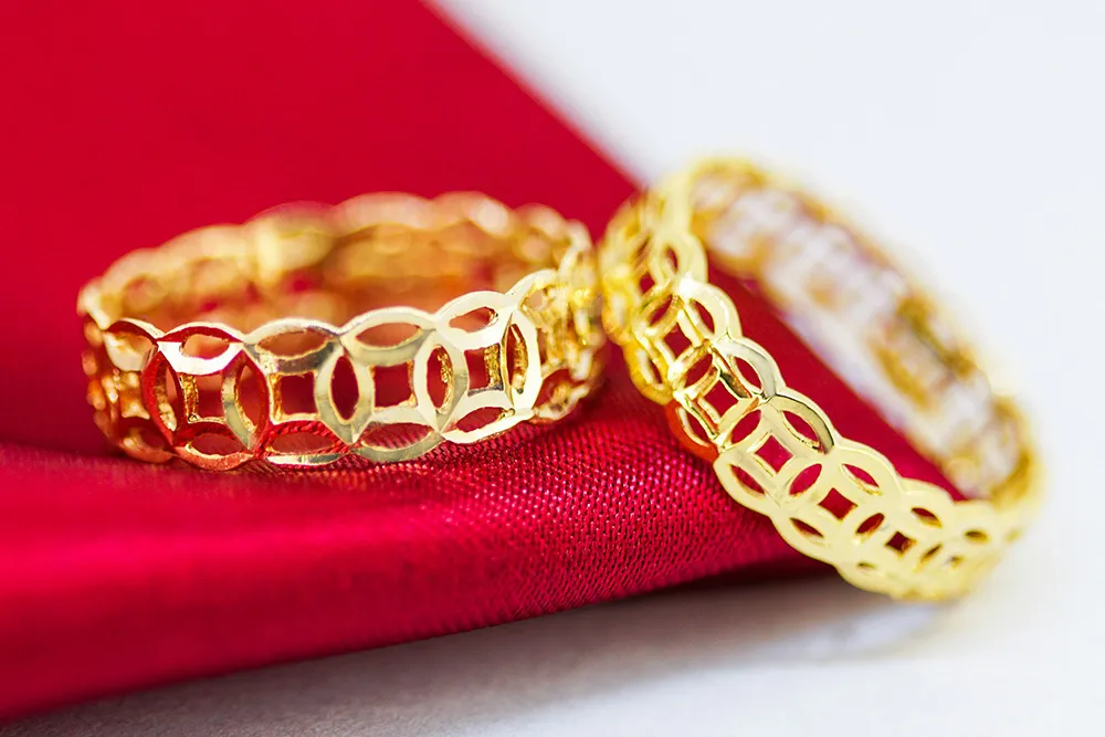 Sốt rần rần xu hướng mua nhẫn cưới ngày Thần Tài: Một lần mua, đôi đường lợi