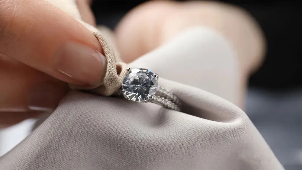 bảo quản nhẫn cưới 