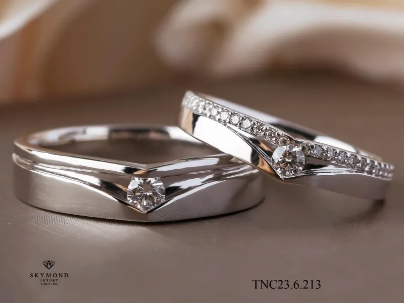 nhẫn cưới vàng tây